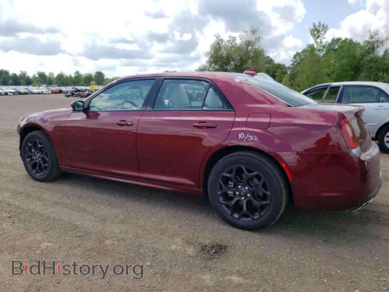2023 CHRYSLER 300 - VIN: 2C3CCASGXPH677748 - Фото 2