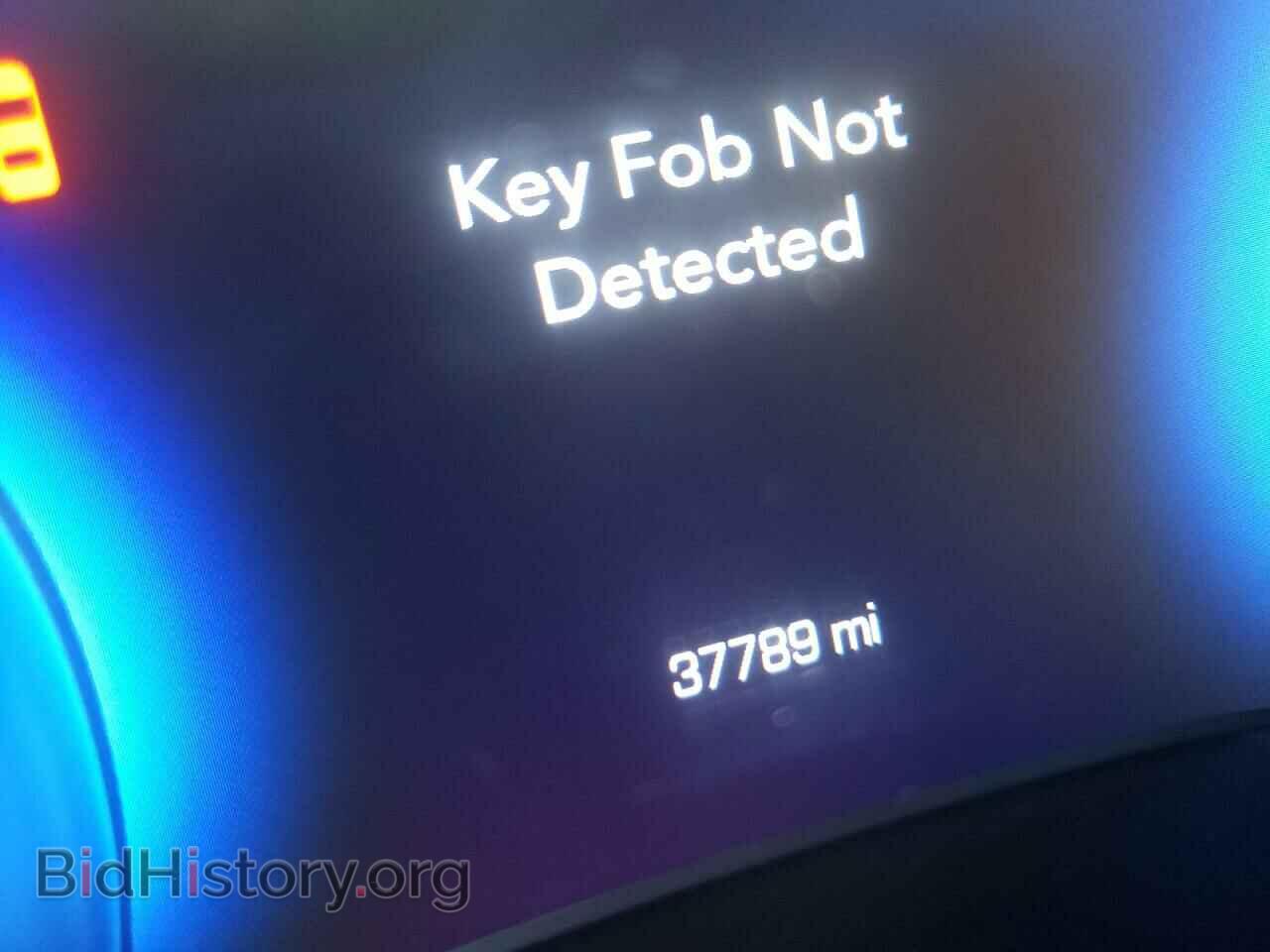 2019 CHRYSLER 300 - VIN: 2C3CCAKG6KH631634 - Фото 8