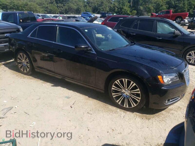 2014 Chrysler 300 (VIN 2C3CCABGXEH141962) — photo 4 of 13