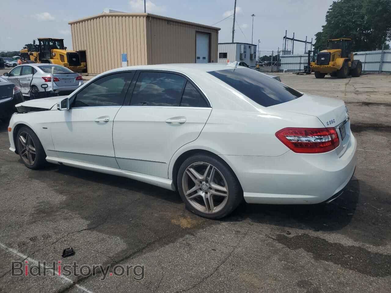 2012 MERCEDES-BENZ E-CLASS - VIN: WDDHF8JB9CA578084 - Фото 2