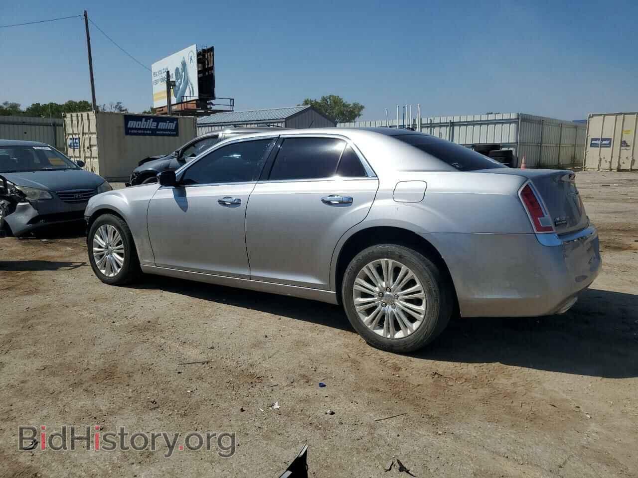 2011 CHRYSLER 300 - VIN: 2C3CK6CT8BH524094 - Фото 2