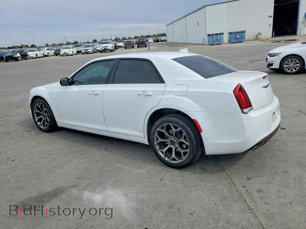 2018 CHRYSLER 300 - VIN: 2C3CCABGXJH254840 - Фото 2
