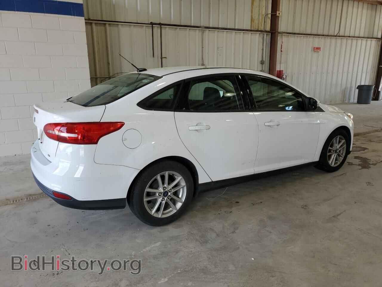 2016 FORD FOCUS - VIN: 1FADP3F2XGL228917 - Фото 3