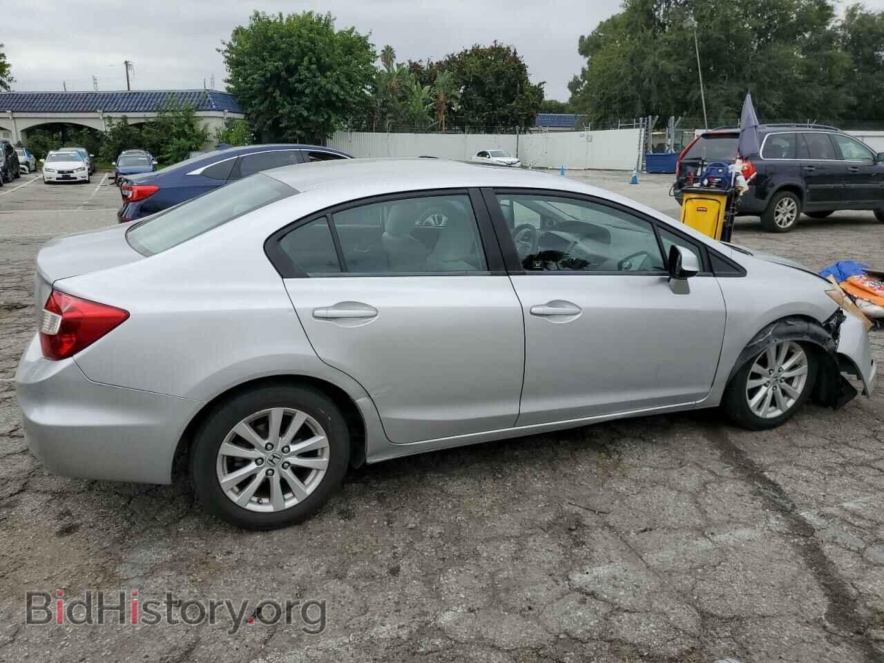 2012 HONDA CIVIC - VIN: 2HGFB2F81CH327344 - Фото 3
