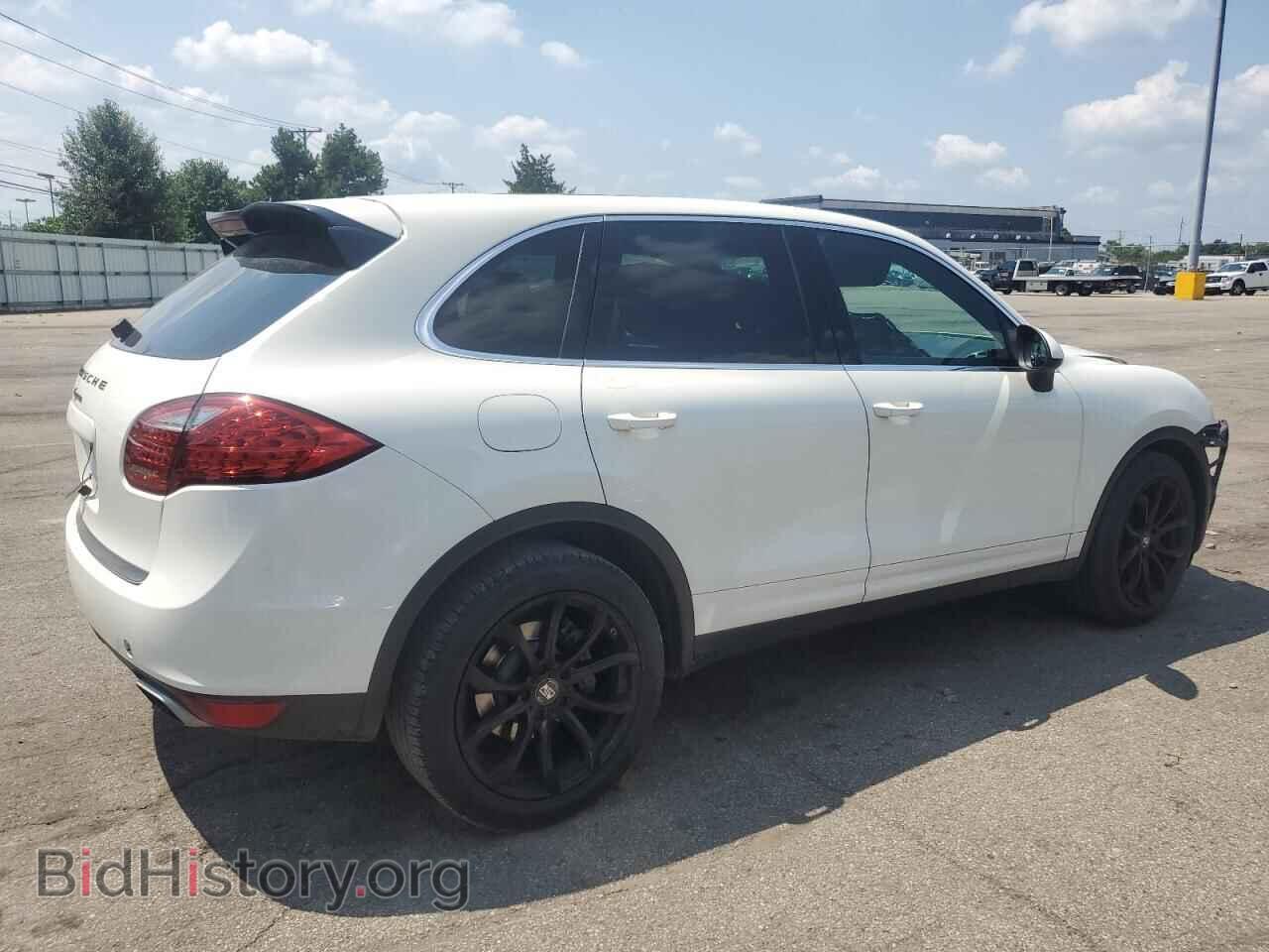 2011 PORSCHE CAYENNE - VIN: WP1AA2A28BLA03063 - Фото 3