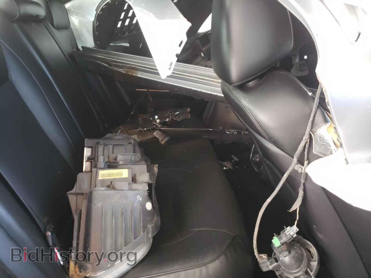 2011 CHRYSLER 300 - VIN: 2C3CA6CT0BH531365 - Фото 10