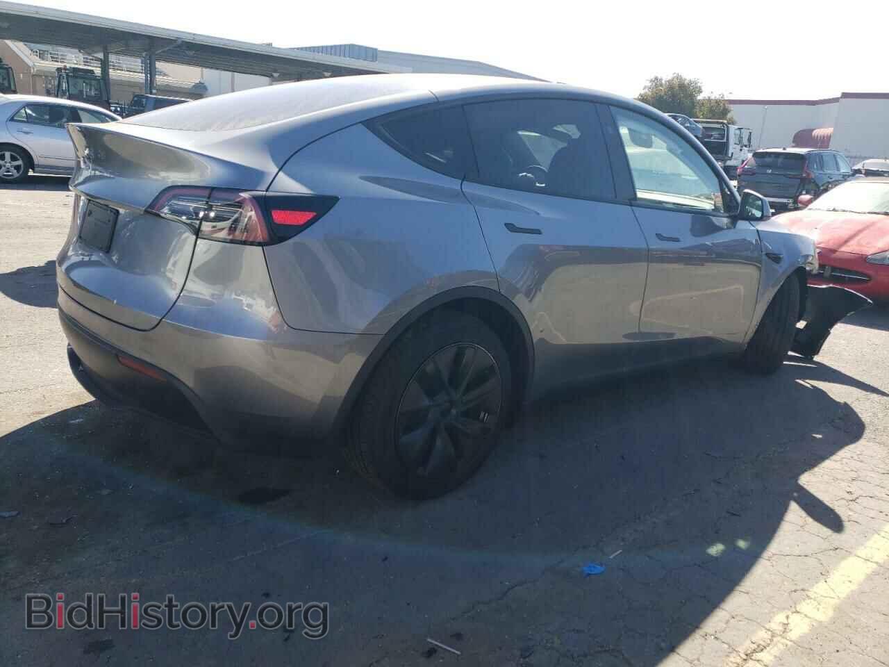 2024 TESLA MODEL Y - VIN: 7SAYGDED0RF125342 - Фото 3