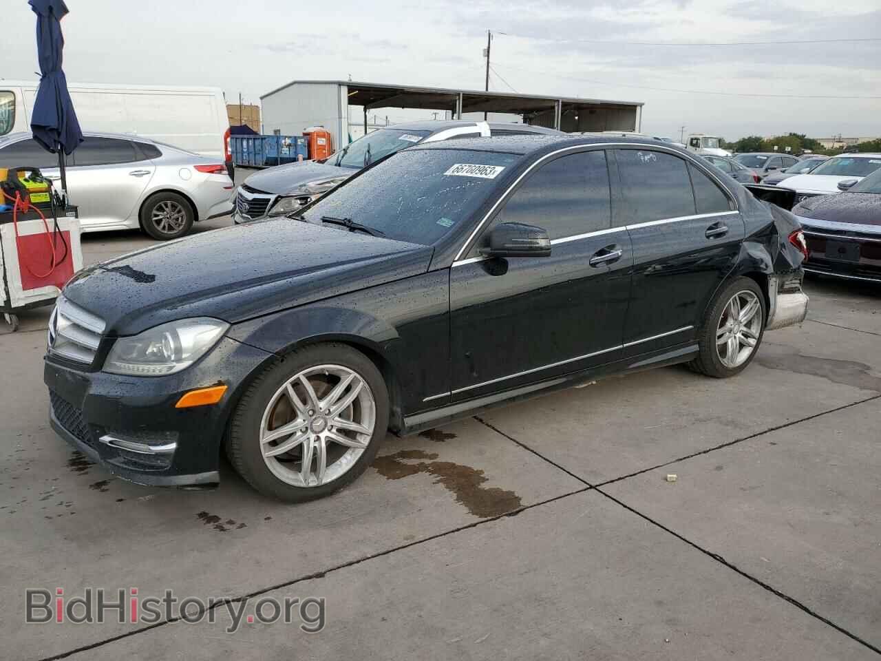 Фотография WDDGF8BB0CA686832 - MERCEDES-BENZ C-CLASS 2012