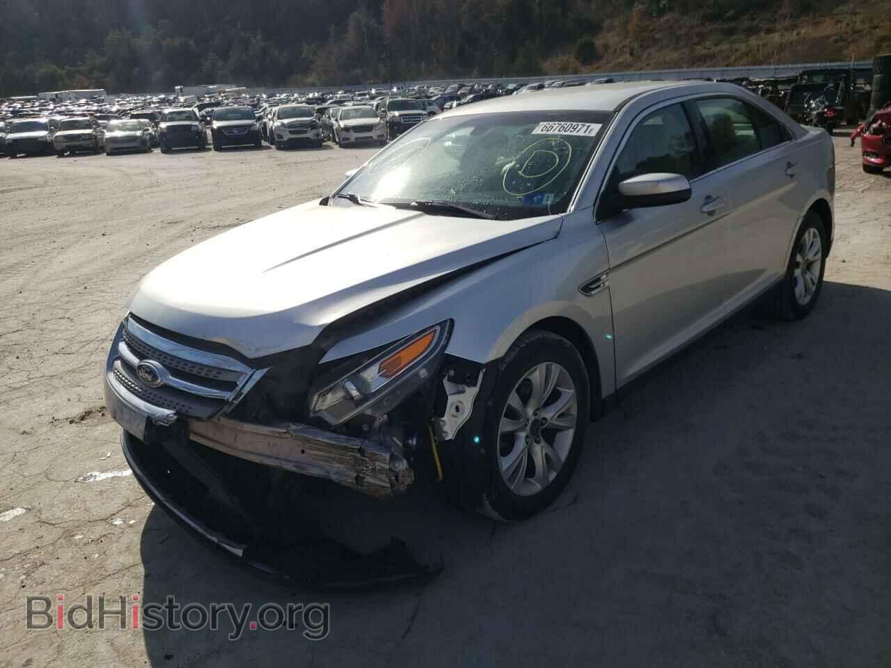 2011 FORD TAURUS - VIN: 1FAHP2EW2BG156953 - Photo 2