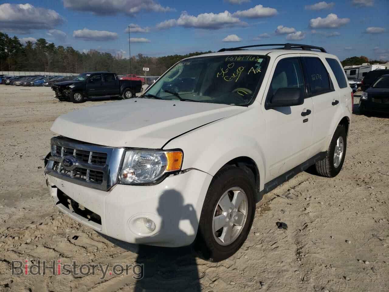 2012 FORD ESCAPE - VIN: 1FMCU0DG9CKC85682 - Фото 2