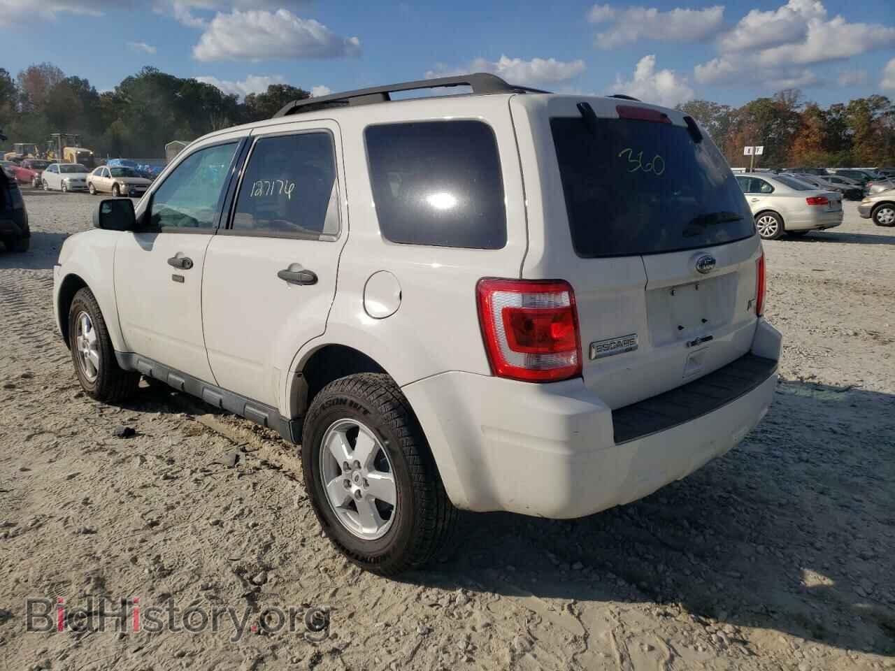 2012 FORD ESCAPE - VIN: 1FMCU0DG9CKC85682 - Фото 3