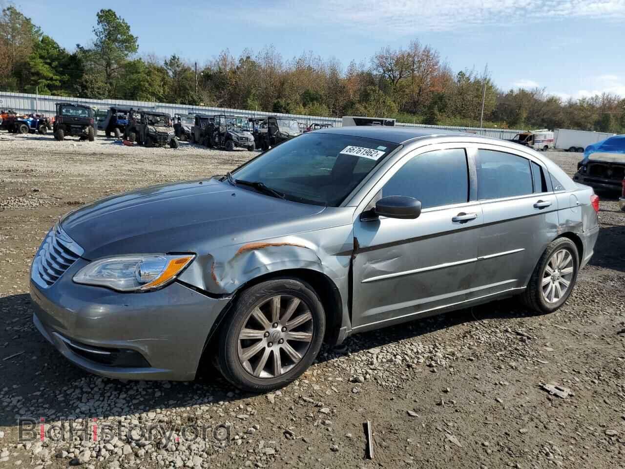 2013 CHRYSLER 200 - VIN: 1C3CCBBB8DN761015 - Фото 2