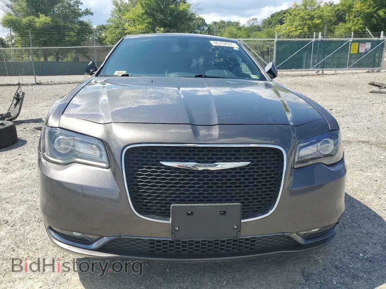 2019 CHRYSLER 300 - VIN: 2C3CCABG7KH589717 - Фото 5