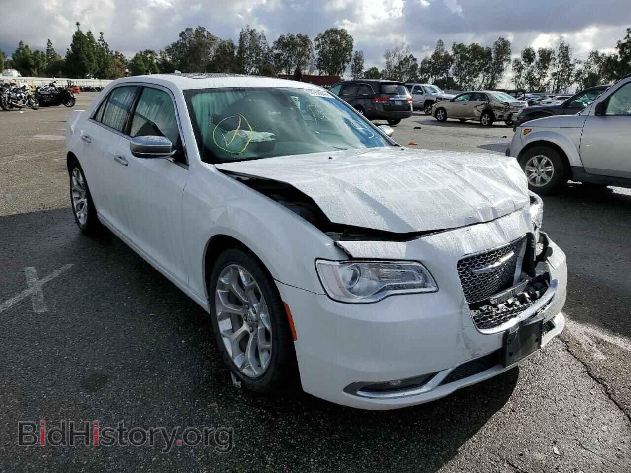 Фотография 2C3CCAPT0KH635149 - CHRYSLER 300 2019