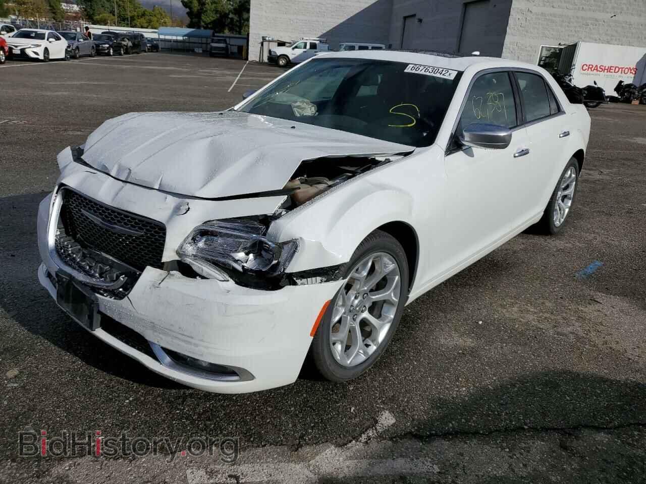 2019 CHRYSLER 300 - VIN: 2C3CCAPT0KH635149 - Photo 2