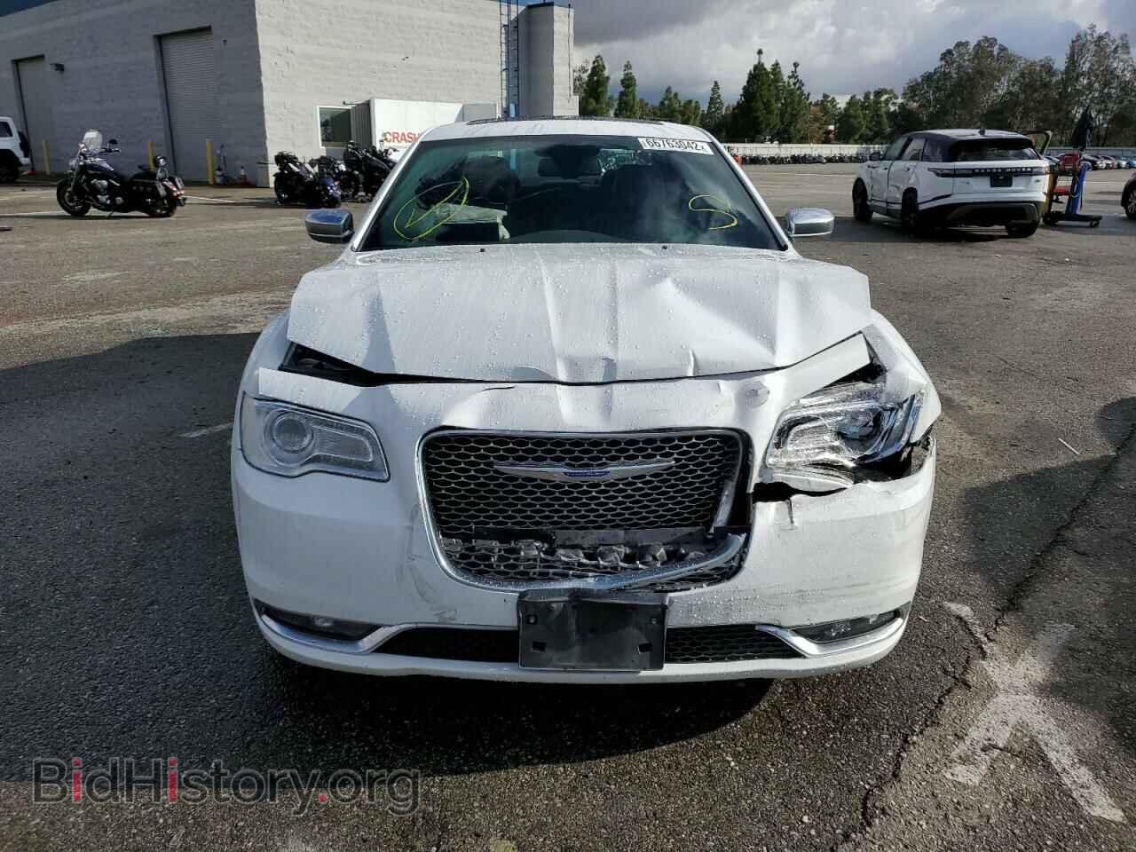 2019 CHRYSLER 300 - VIN: 2C3CCAPT0KH635149 - Photo 9