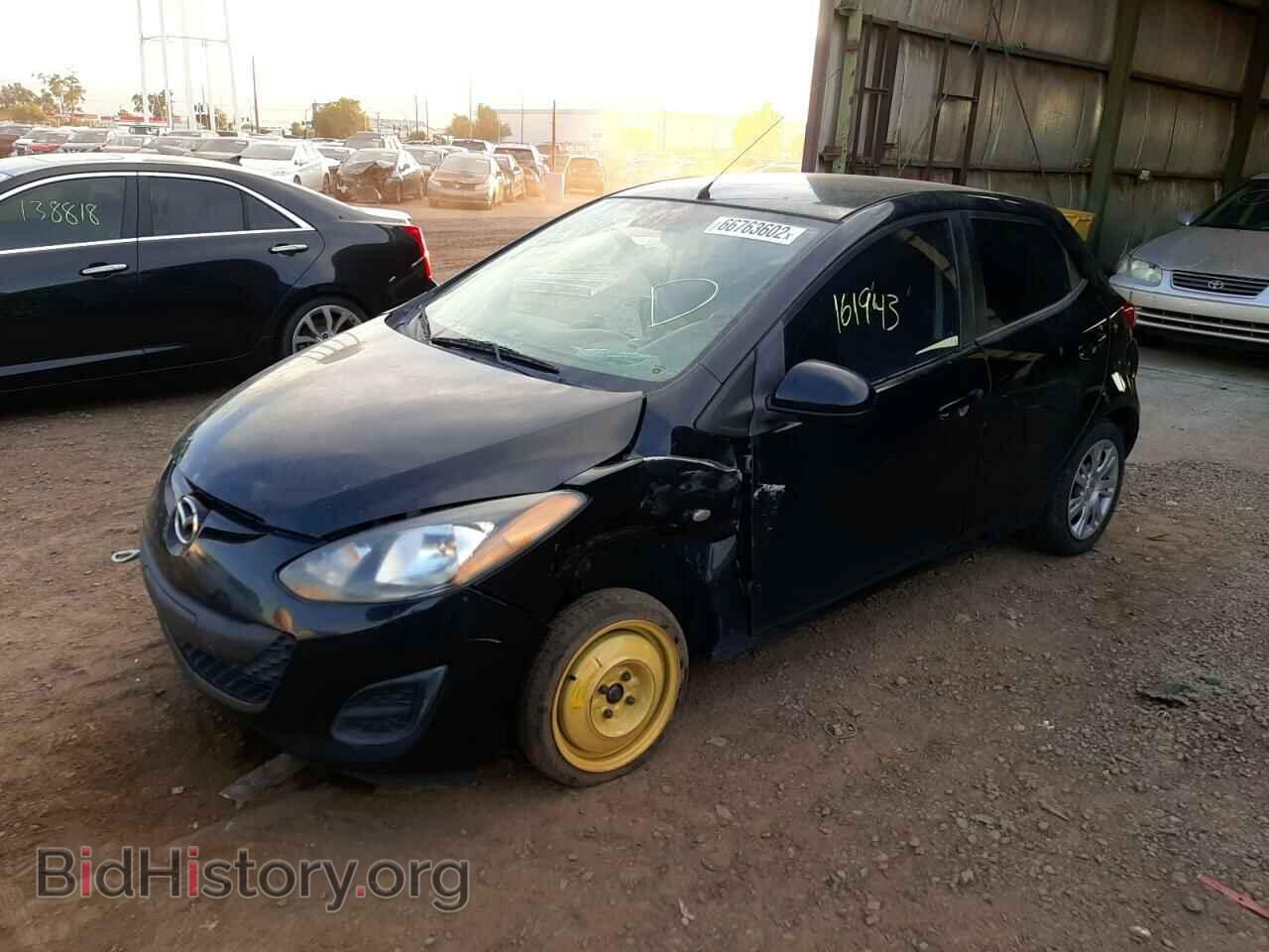 2014 MAZDA 2 - VIN: JM1DE1KZ3E0178304 - Photo 2