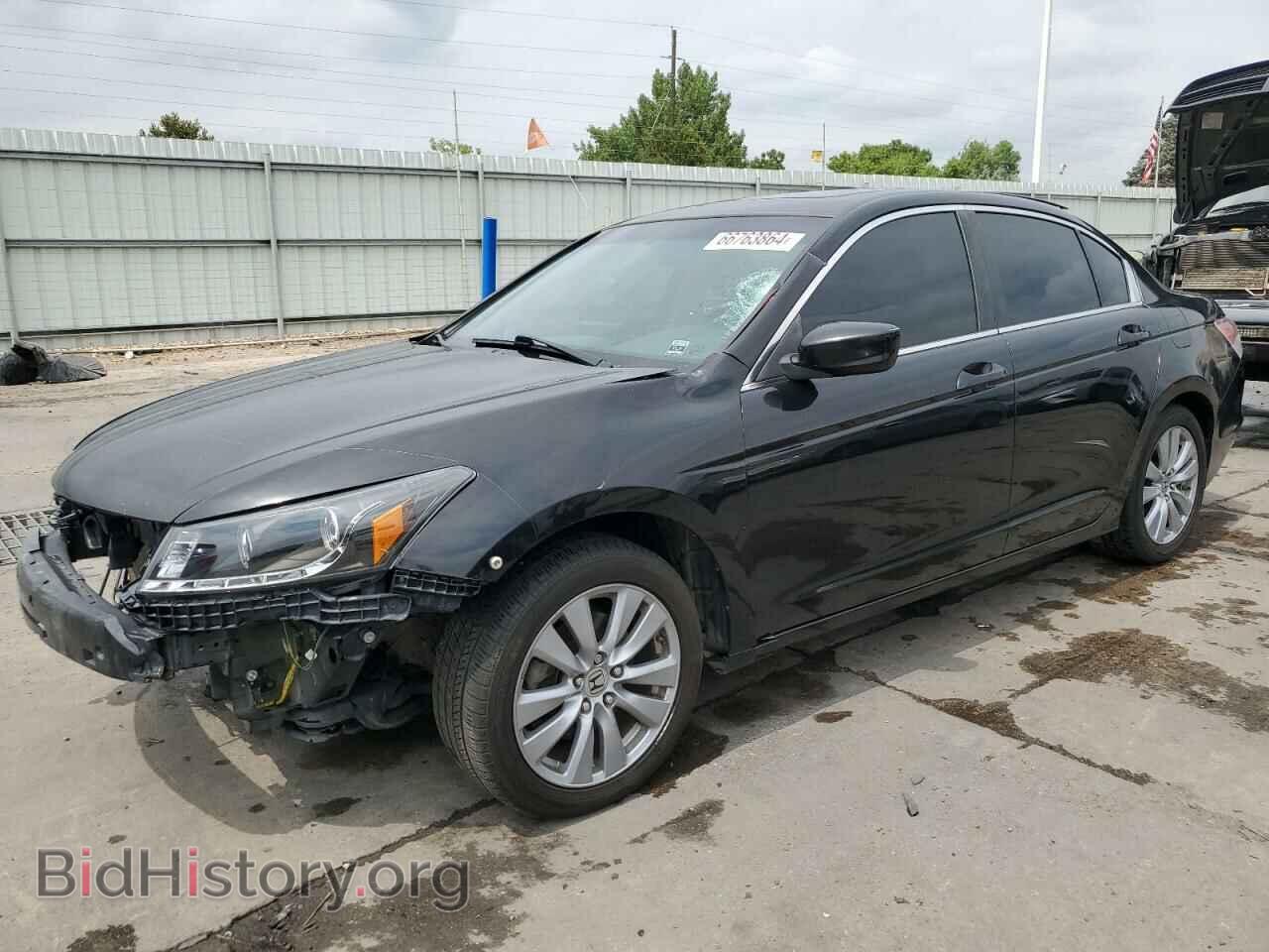 Photo 1HGCP2F85BA024388 - HONDA ACCORD 2011