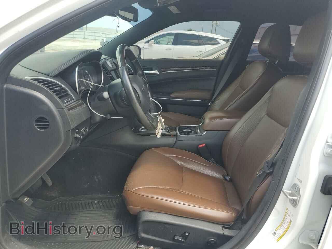 2019 CHRYSLER 300 - VIN: 2C3CCAEG8KH538755 - Фото 7