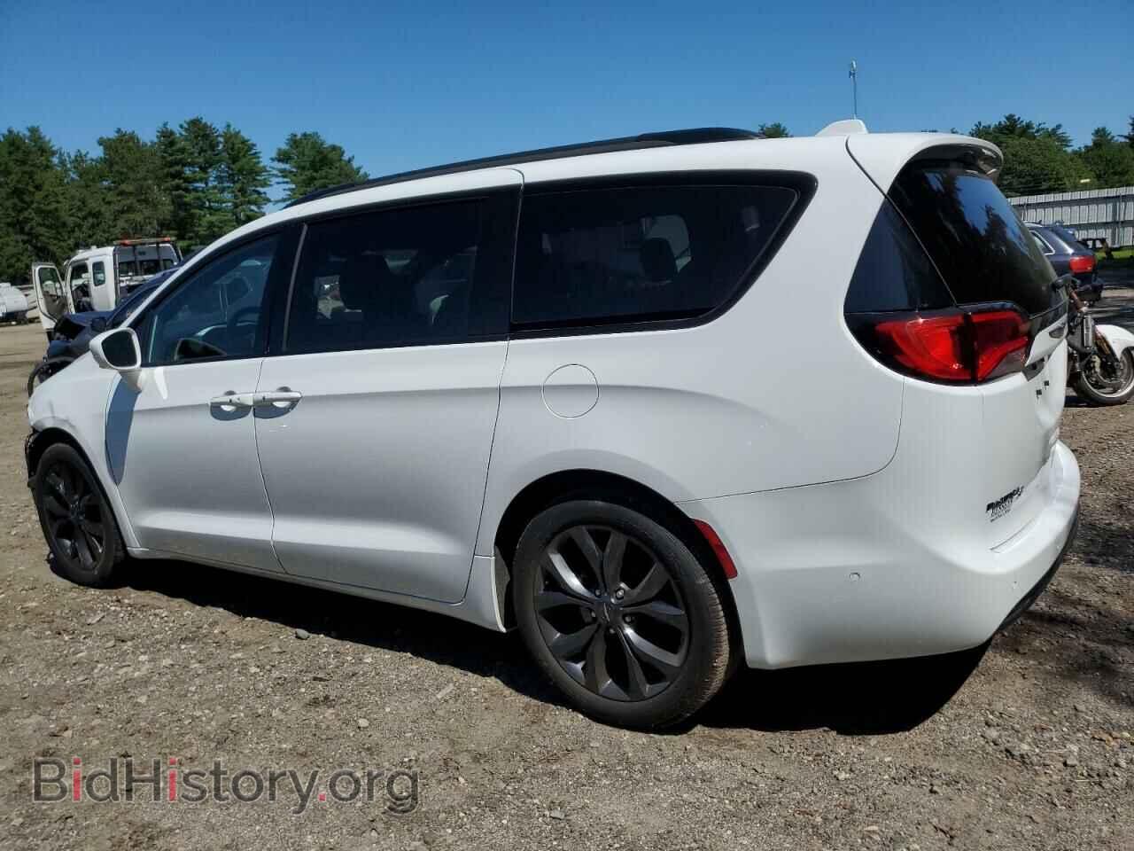 2019 CHRYSLER PACIFICA - VIN: 2C4RC1EGXKR686728 - Photo 2