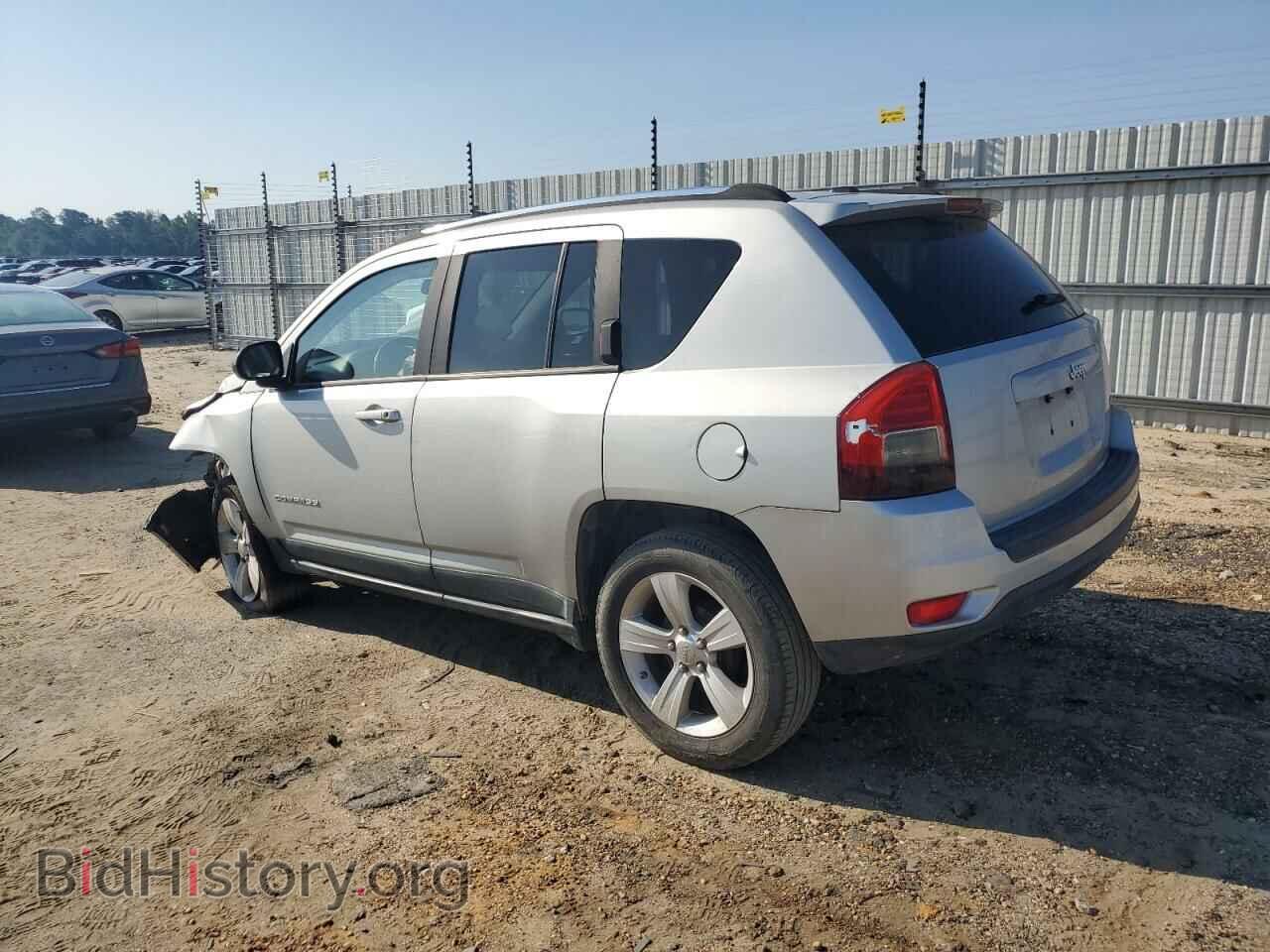 2011 JEEP COMPASS - VIN: 1J4NT1FA6BD236676 - Фото 2