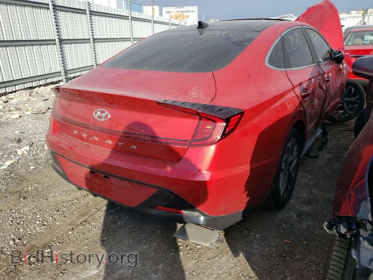 2021 HYUNDAI SONATA - VIN: 5NPEF4JAXMH112736 - Фото 4
