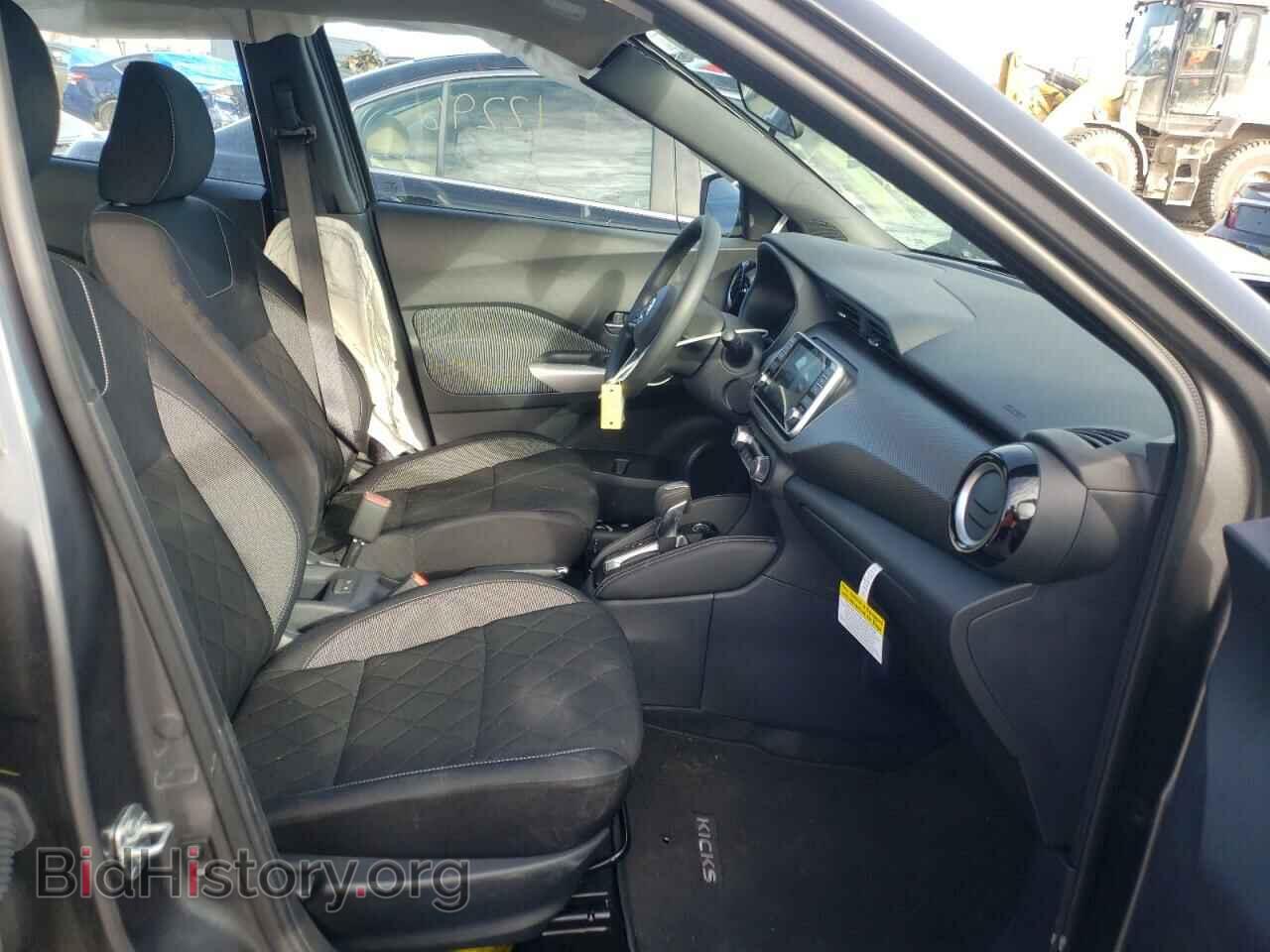 2019 NISSAN KICKS - VIN: 3N1CP5CU5KL562232 - Фото 5