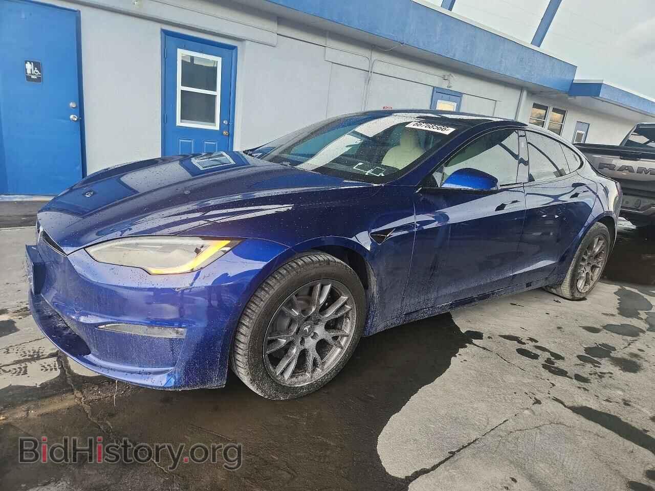 Фотография 5YJSA1E55NF487978 - TESLA MODEL S 2022