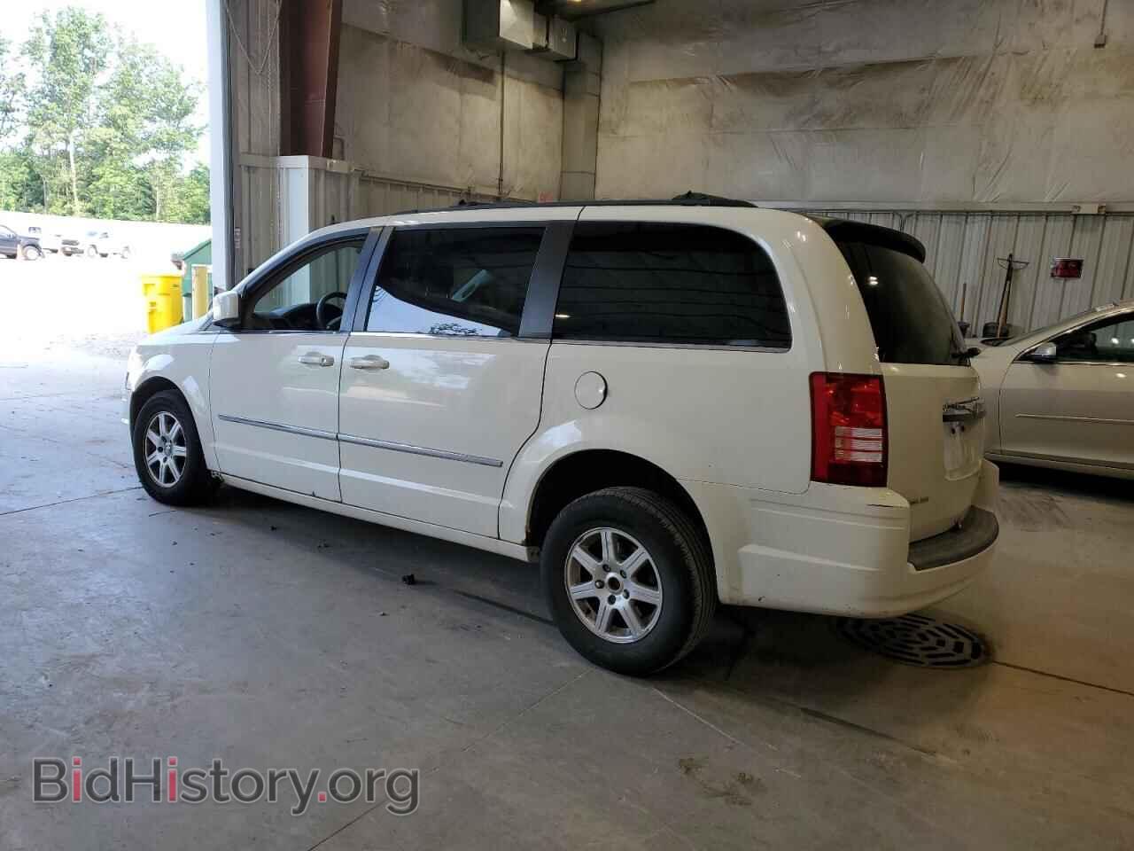 2010 CHRYSLER MINIVAN - VIN: 2A4RR5D19AR271248 - Фото 2