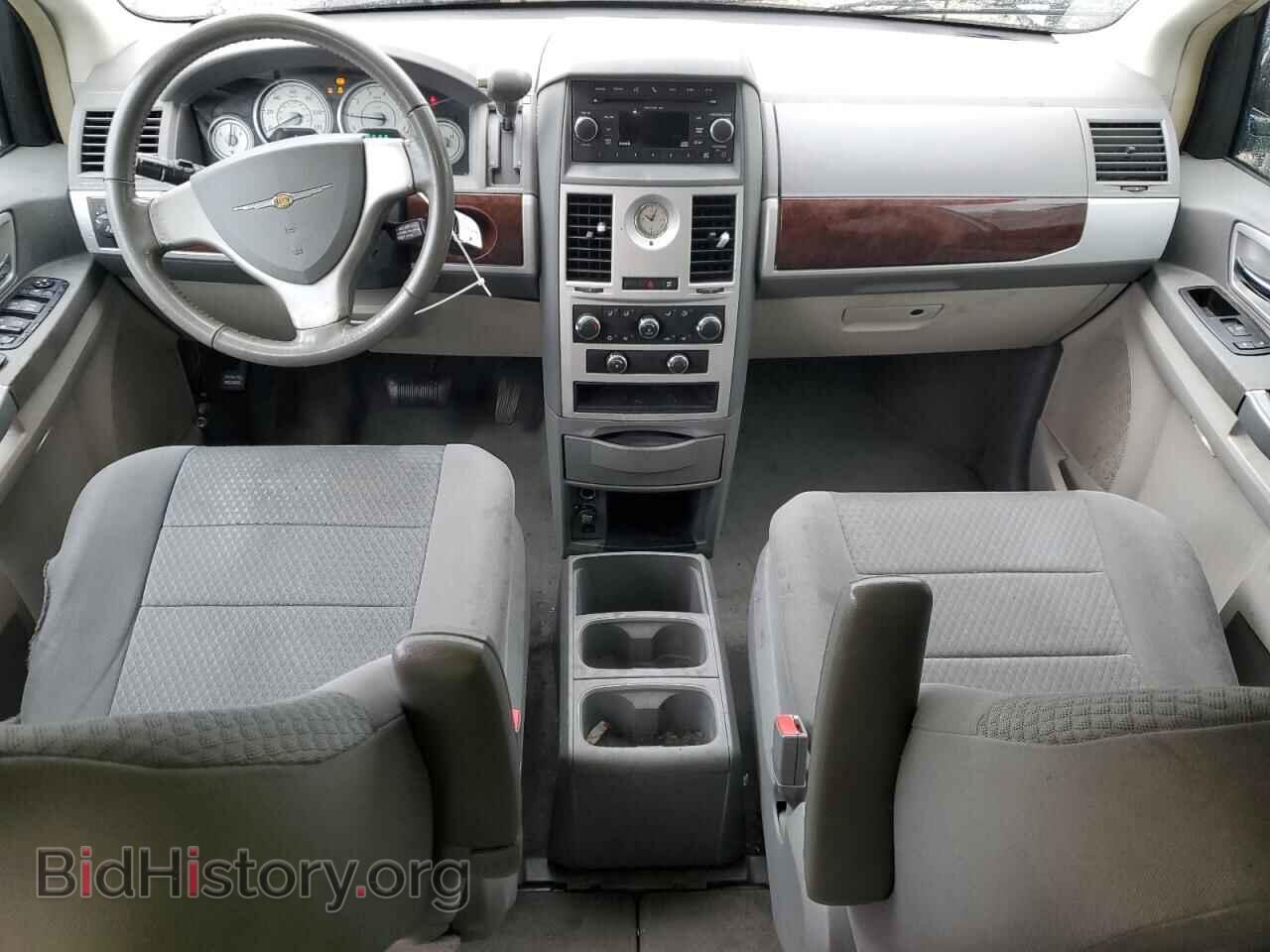 2010 CHRYSLER MINIVAN - VIN: 2A4RR5D19AR271248 - Фото 8