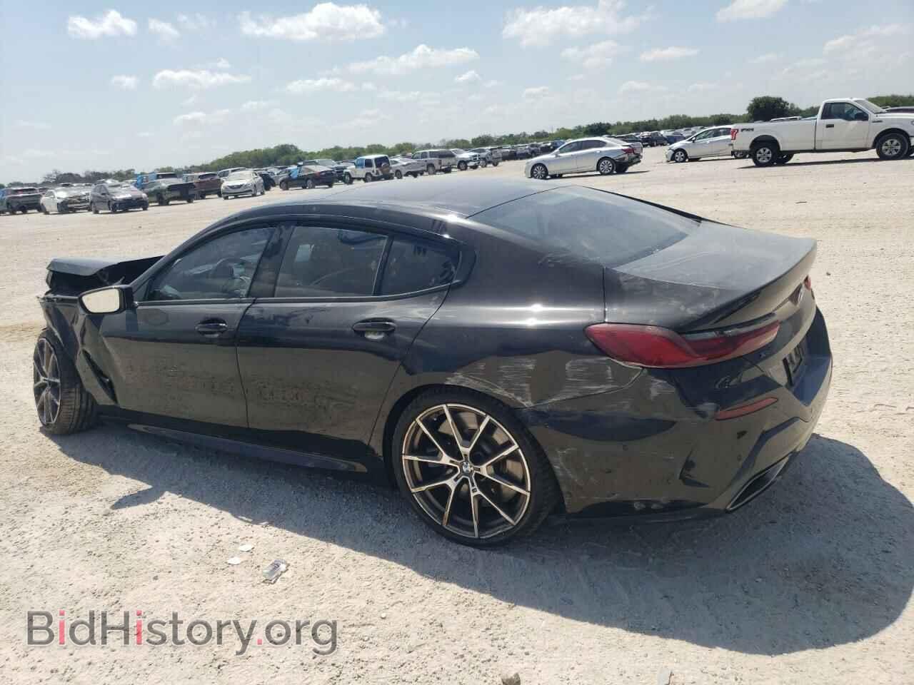 2020 BMW M8 - VIN: WBAGV8C0XLBP48769 - Фото 2