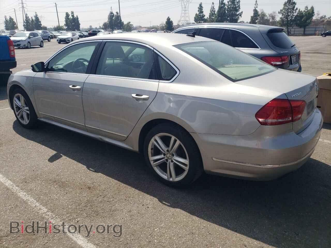 2013 VOLKSWAGEN PASSAT - VIN: 1VWBN7A37DC084685 - Фото 2