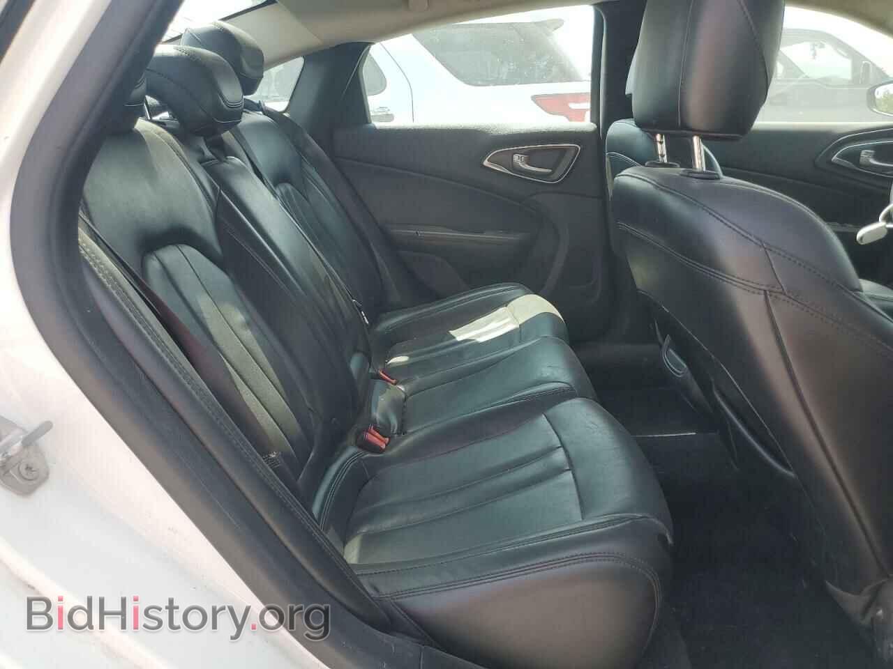 2016 CHRYSLER 200 - VIN: 1C3CCCABXGN192552 - Фото 10