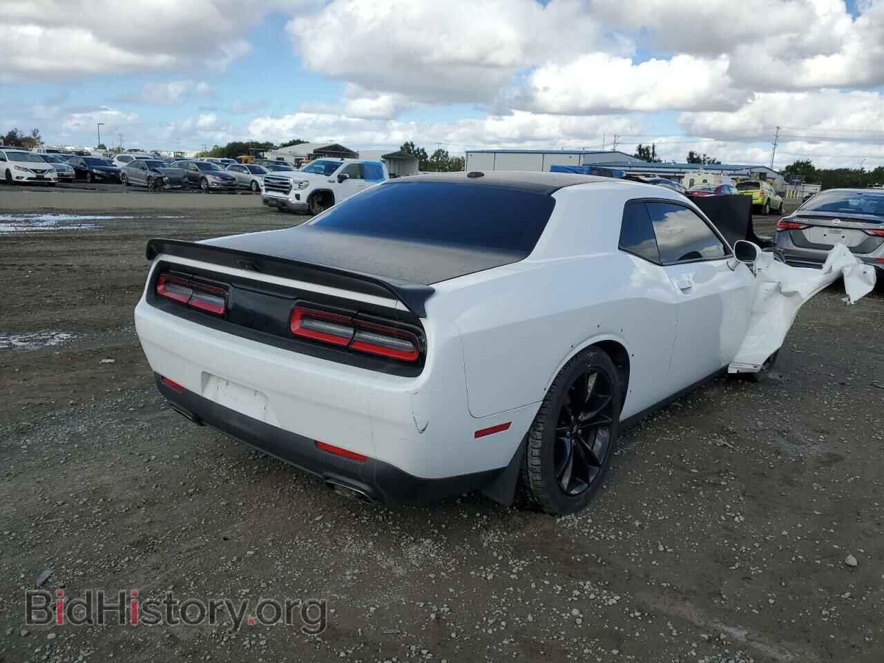 2018 DODGE CHALLENGER - VIN: 2C3CDZAG9JH219252 - Photo 4
