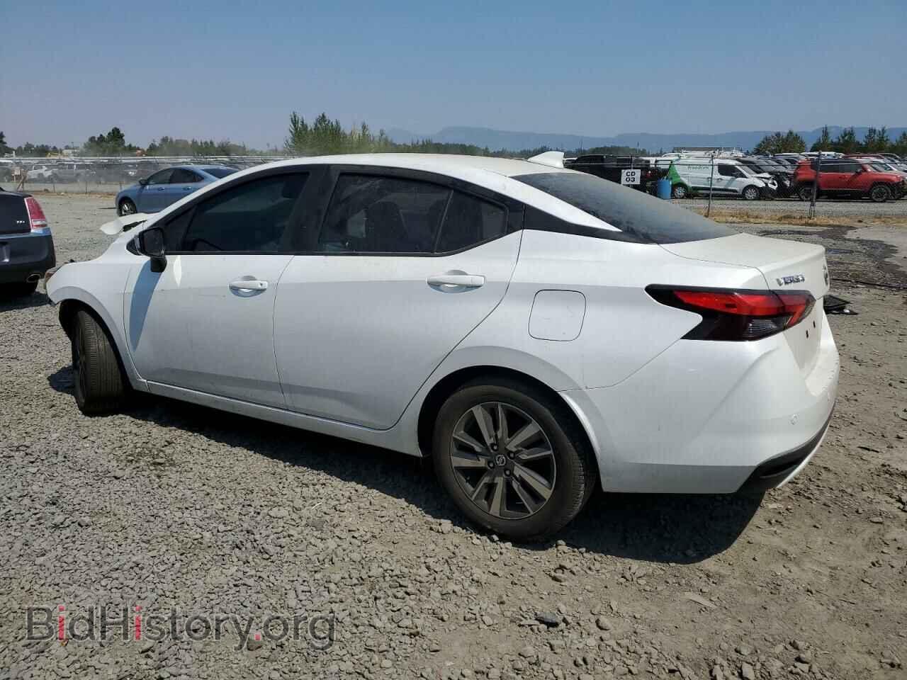 2021 NISSAN VERSA - VIN: 3N1CN8EV2ML868790 - Фото 2