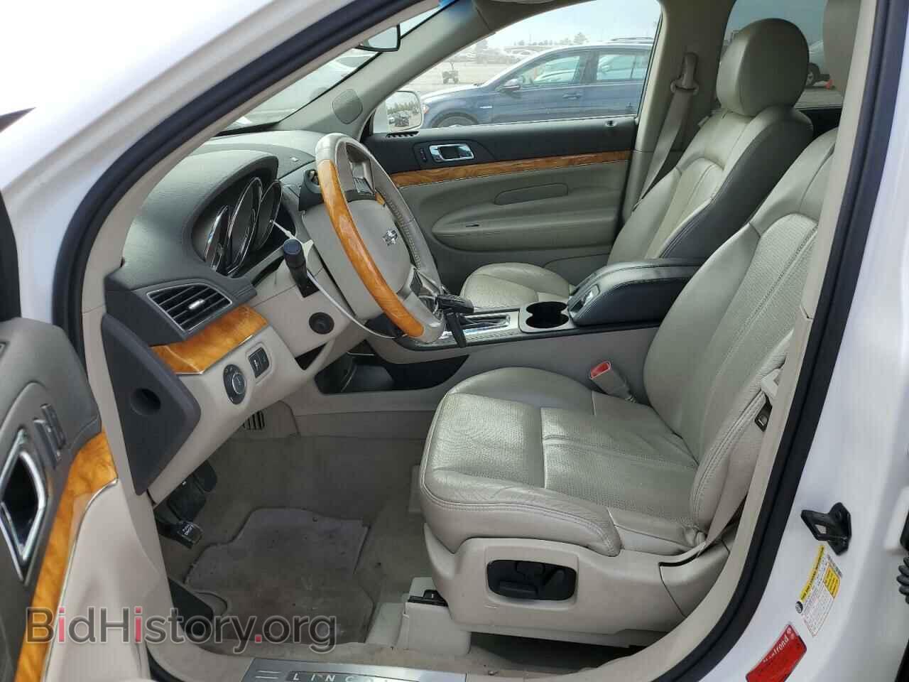 2011 LINCOLN MKT - VIN: 2LMHJ5AR2BBJ50946 - Фото 7