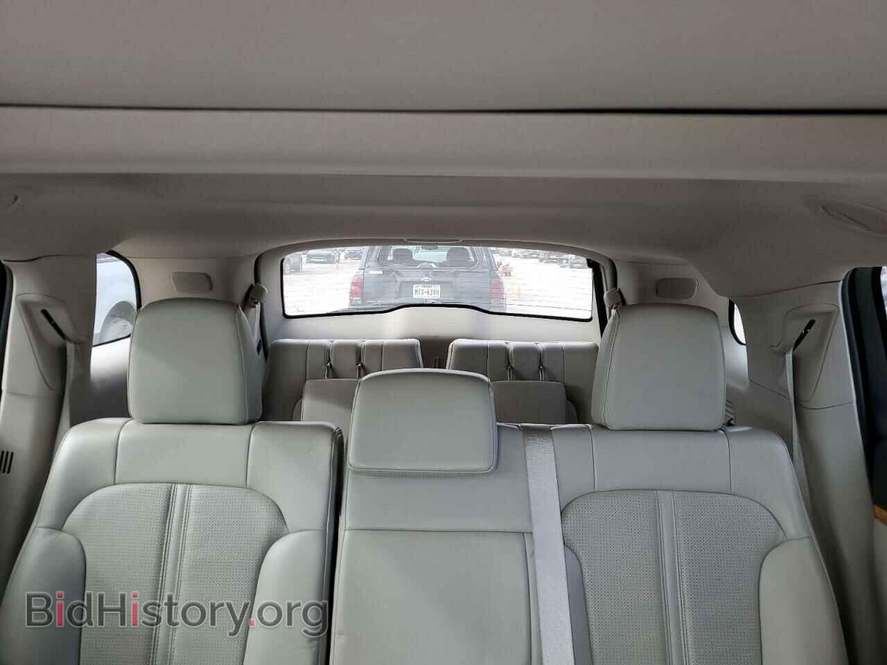 2011 LINCOLN MKT - VIN: 2LMHJ5AR2BBJ50946 - Фото 10