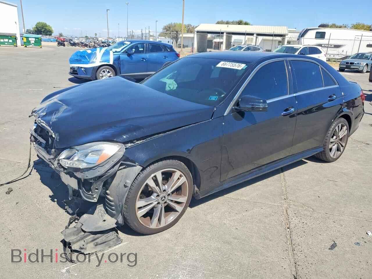 Photo WDDHF5KB1EB014228 - MERCEDES-BENZ E-CLASS 2014