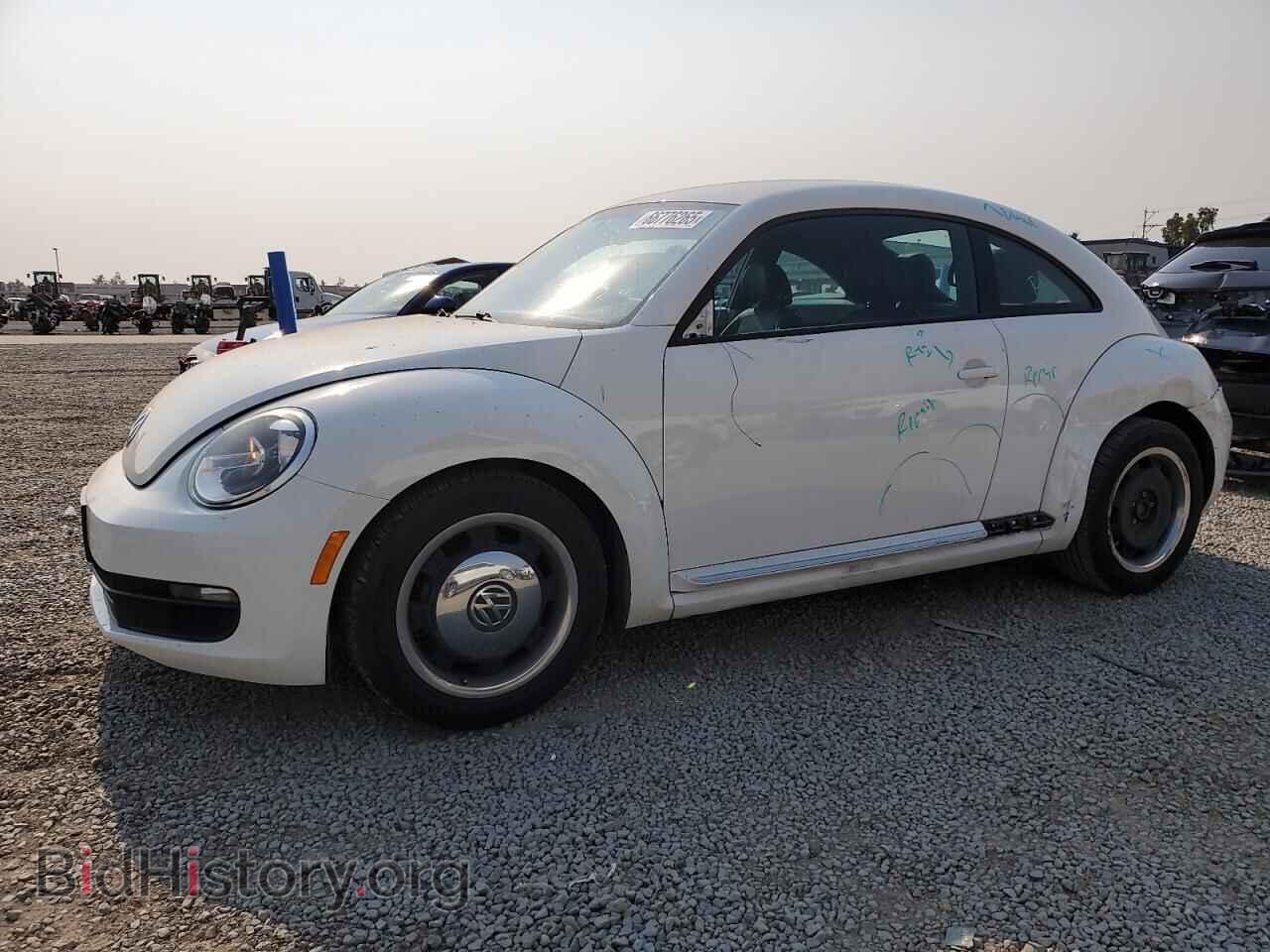 Фотография 3VWJP7AT8CM619963 - VOLKSWAGEN BEETLE 2012