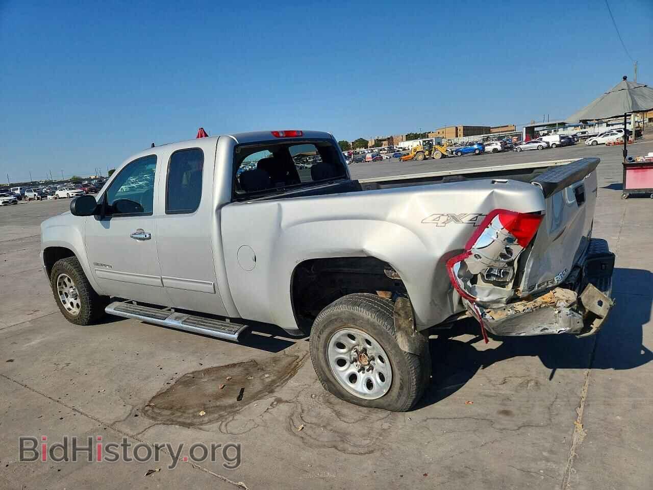 2011 GMC SIERRA - VIN: 1GTR2VE31BZ372673 - Фото 2