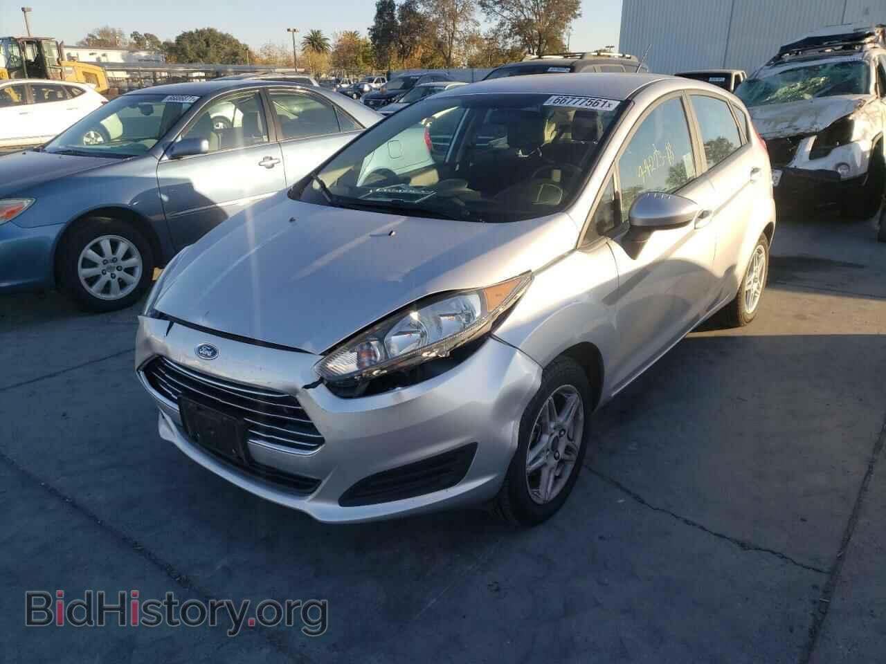 2018 FORD FIESTA - VIN: 3FADP4EJ7JM141111 - Фото 2