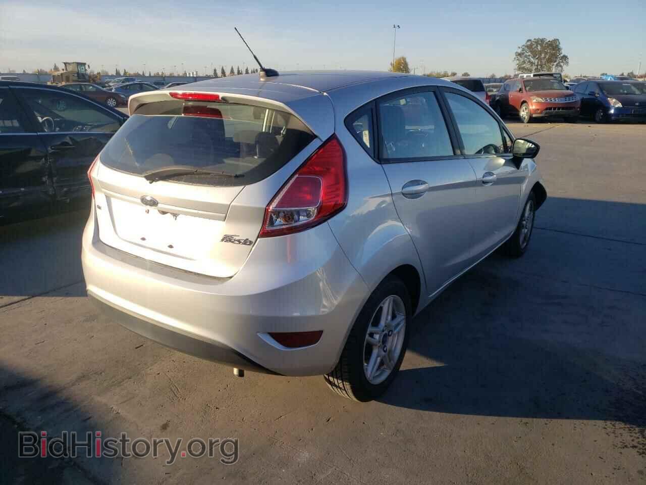 2018 FORD FIESTA - VIN: 3FADP4EJ7JM141111 - Фото 4