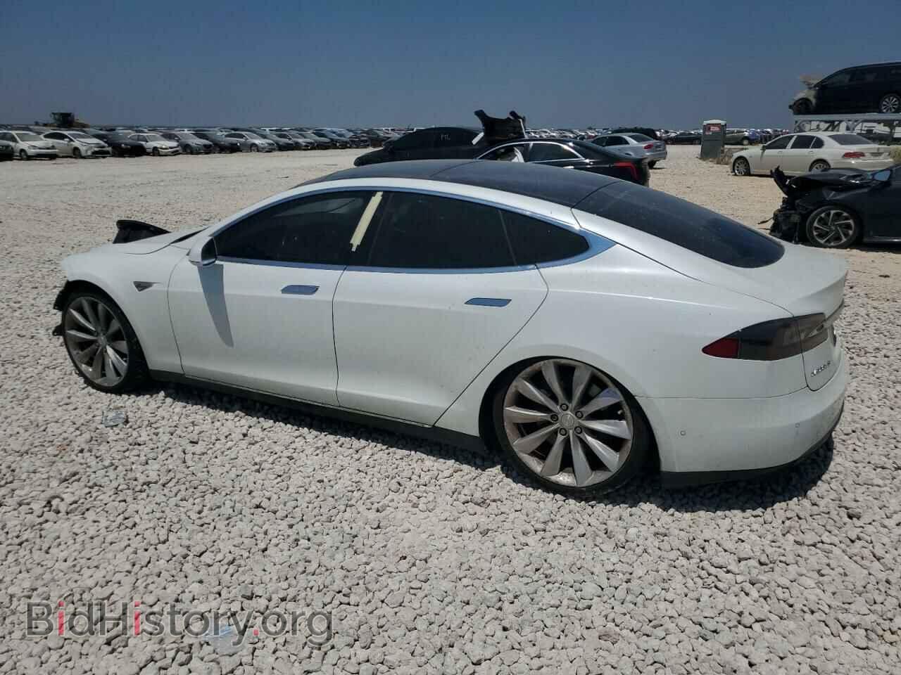 2015 TESLA MODEL S - VIN: 5YJSA1H2XFF084856 - Фото 2