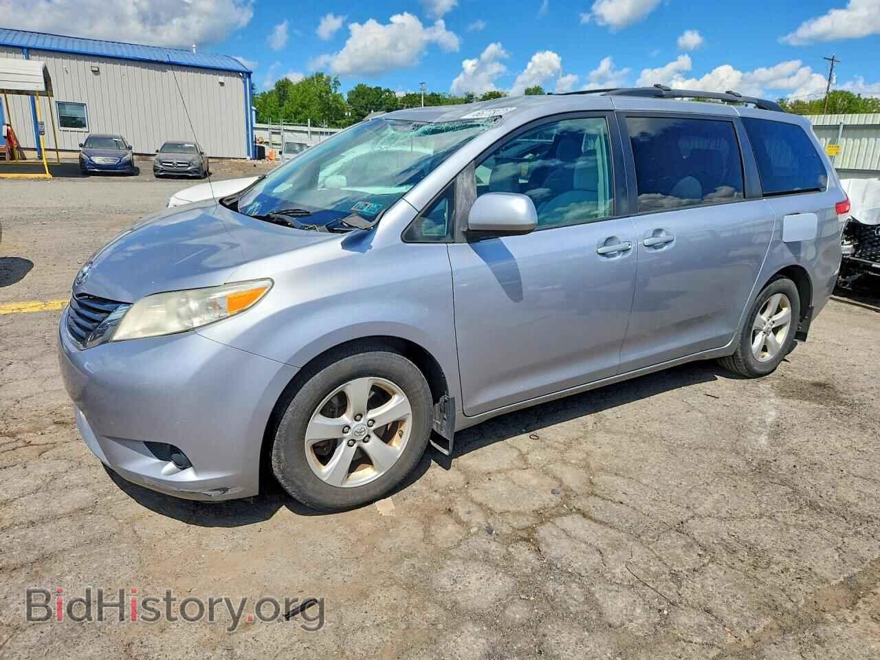 Фотография 5TDKK3DC8CS196649 - TOYOTA SIENNA 2012