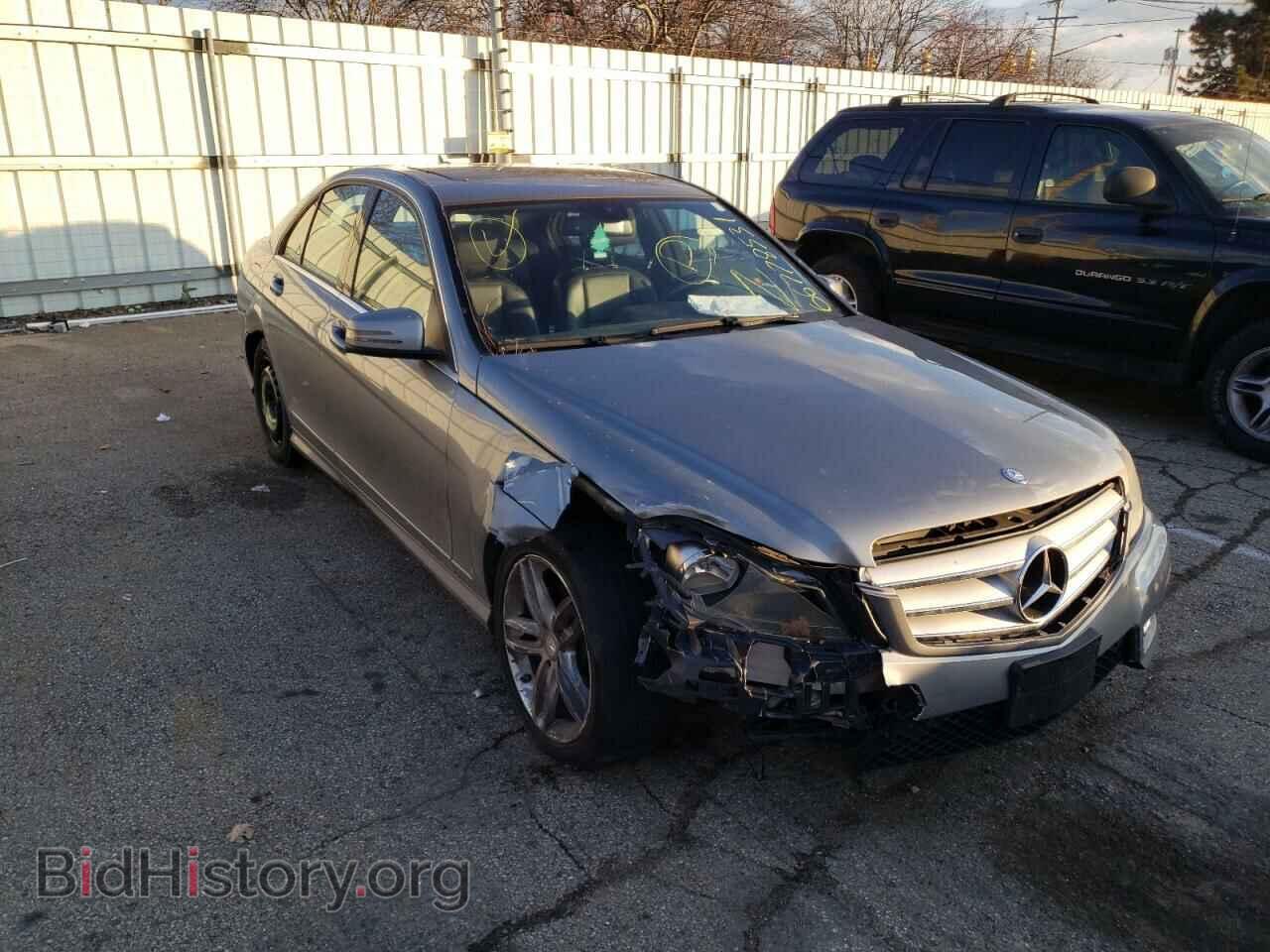 Фотография WDDGF8BB5CR202607 - MERCEDES-BENZ C-CLASS 2012