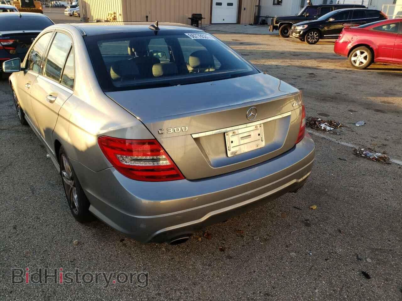 2012 MERCEDES-BENZ C-CLASS - VIN: WDDGF8BB5CR202607 - Фото 3