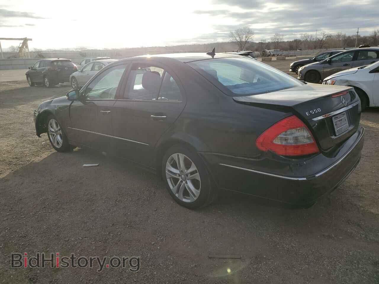 2007 MERCEDES-BENZ E-CLASS - VIN: WDBUF72XX7B041736 - Фото 2