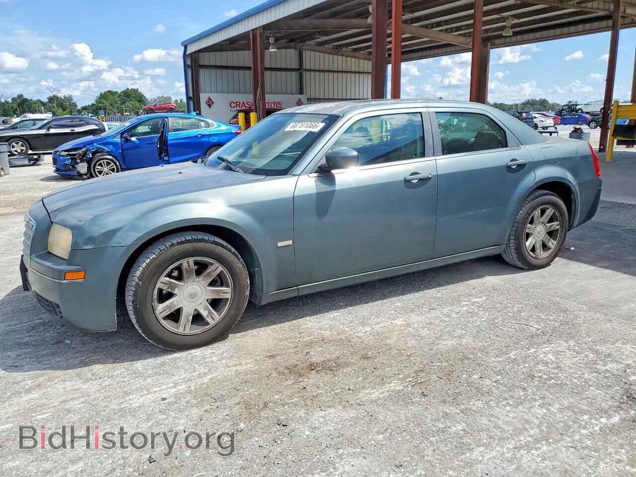 Фотография 2C3AA53GX5H574247 - CHRYSLER 300 2005