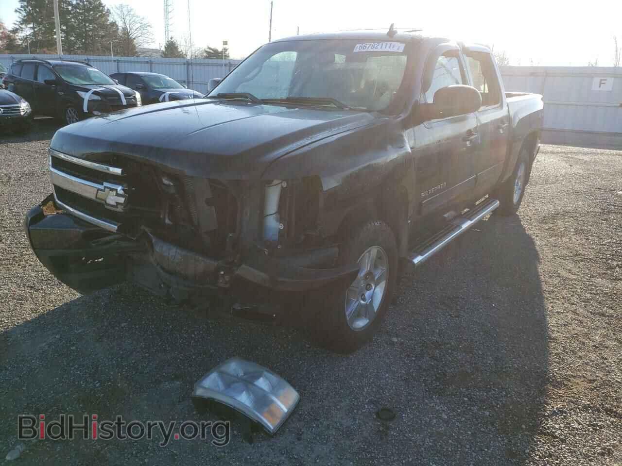 2011 CHEVROLET SILVERADO - VIN: 3GCPKTE38BG167394 - Фото 2