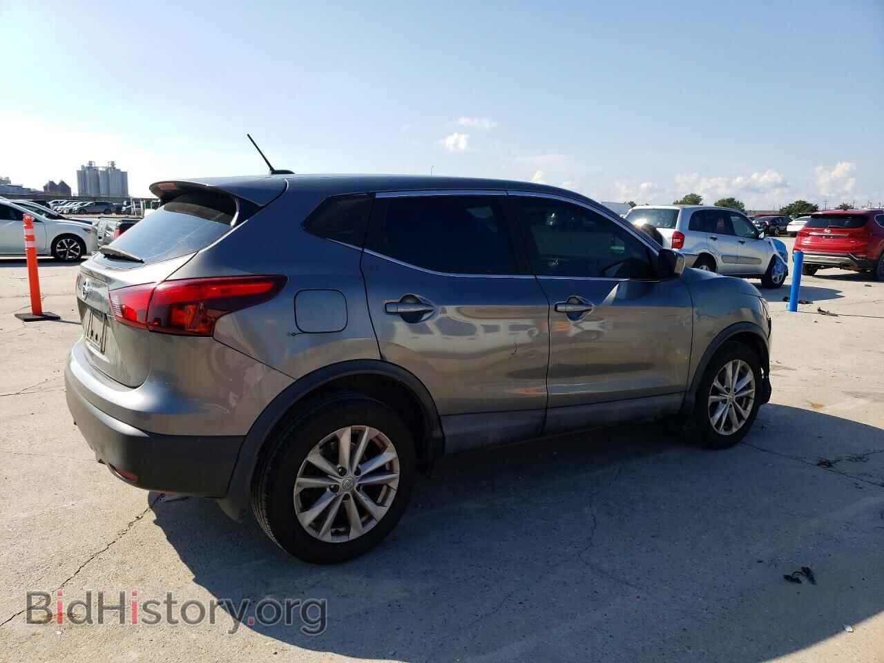 2017 NISSAN ROGUE - VIN: JN1BJ1CPXHW014875 - Фото 3